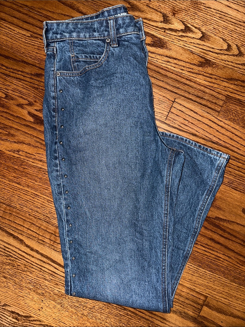 Women’s Old Navy Extra High Rise Straight Jeans with Side Stud Detail - Size 10